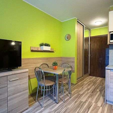Morskie Apartamenty Przy Plazy Piamola كرينيتا مورسكا المظهر الخارجي الصورة